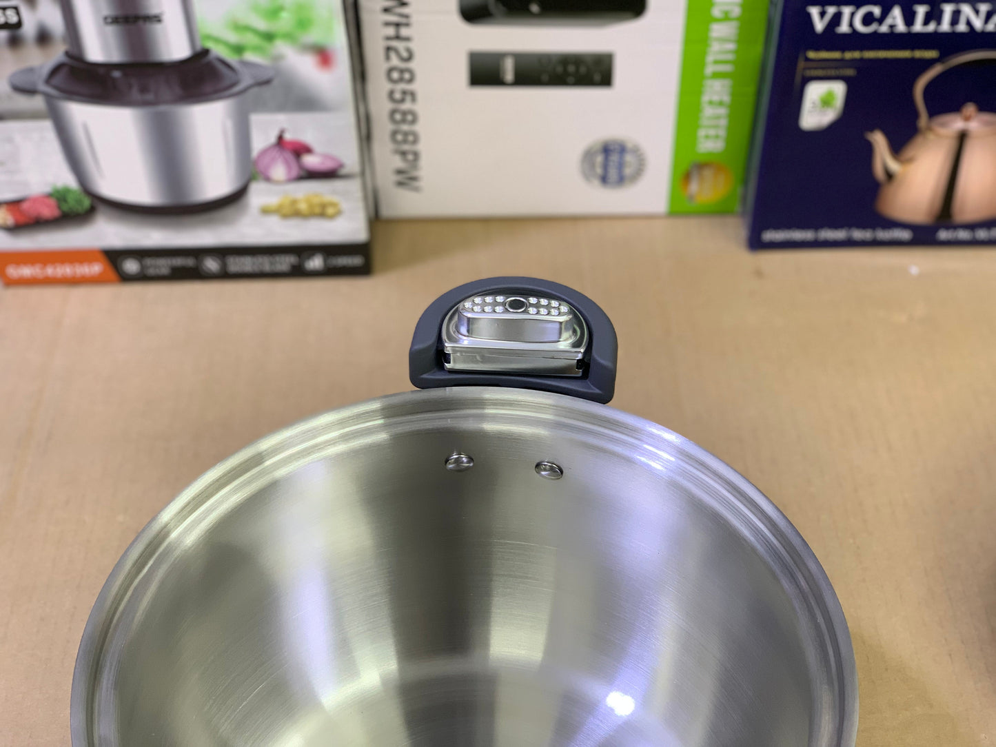 Lot 2in1 Pressure Cooker with steamer Stainless Steel Easy lock and unlock