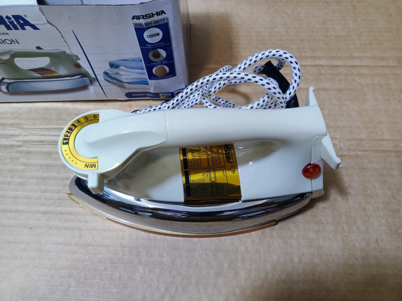 Arshia Dry iron