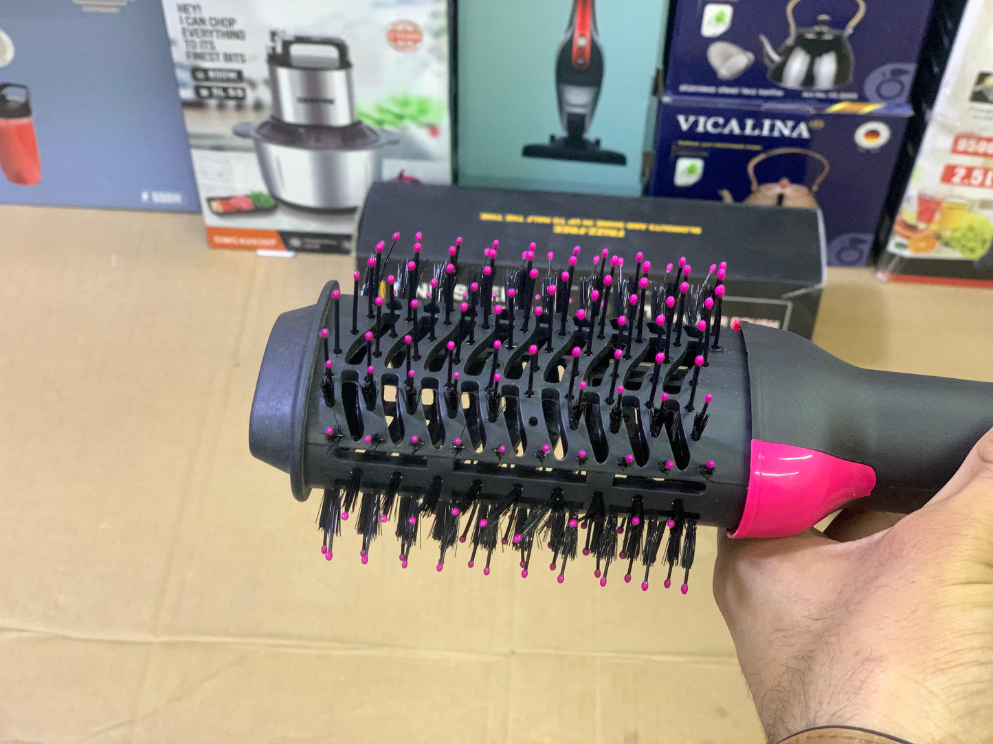 Asaan Kart™ 3-In-1 Electric One Step Hair Straightening Brush One Step Hot Air Brush Dryer + Styler