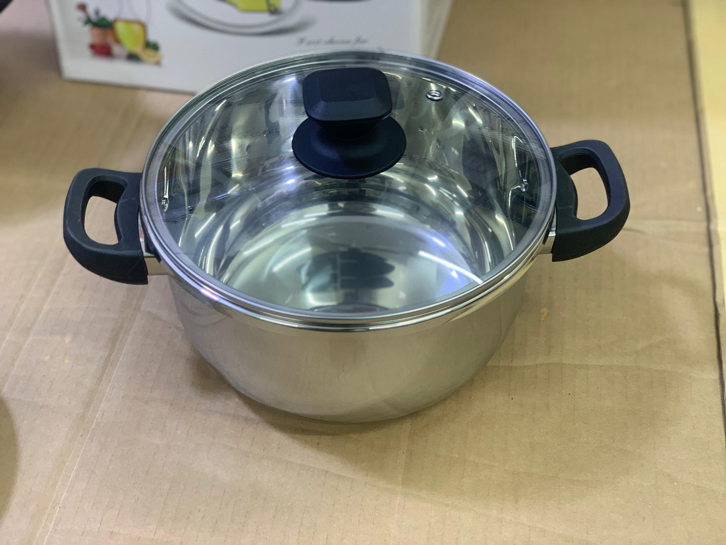 8 Pcs pressure cooker set 5L and 7L Stainless steel