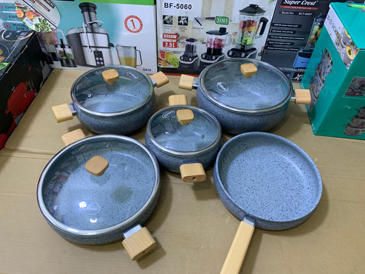 13 Pieces Bakhschie Brand cookware set-Mom's first choice